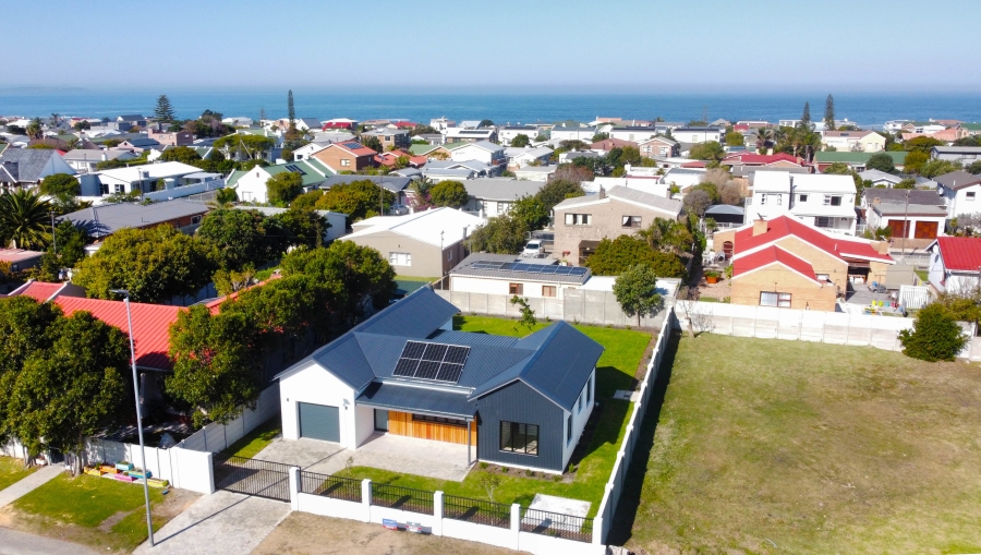 3 Bedroom Property for Sale in Kleinmond Western Cape